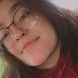 Meet your Posher, Mariely